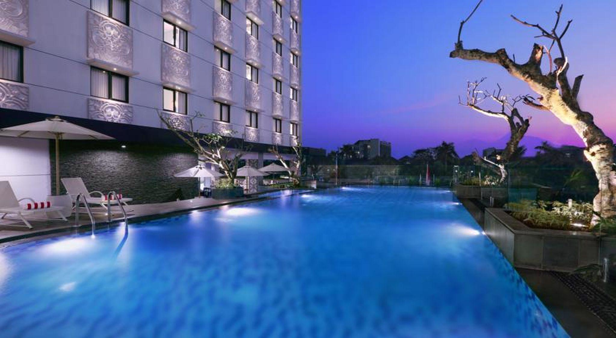 Hotel Neo Malioboro By Aston Yogyakarta Exterior foto