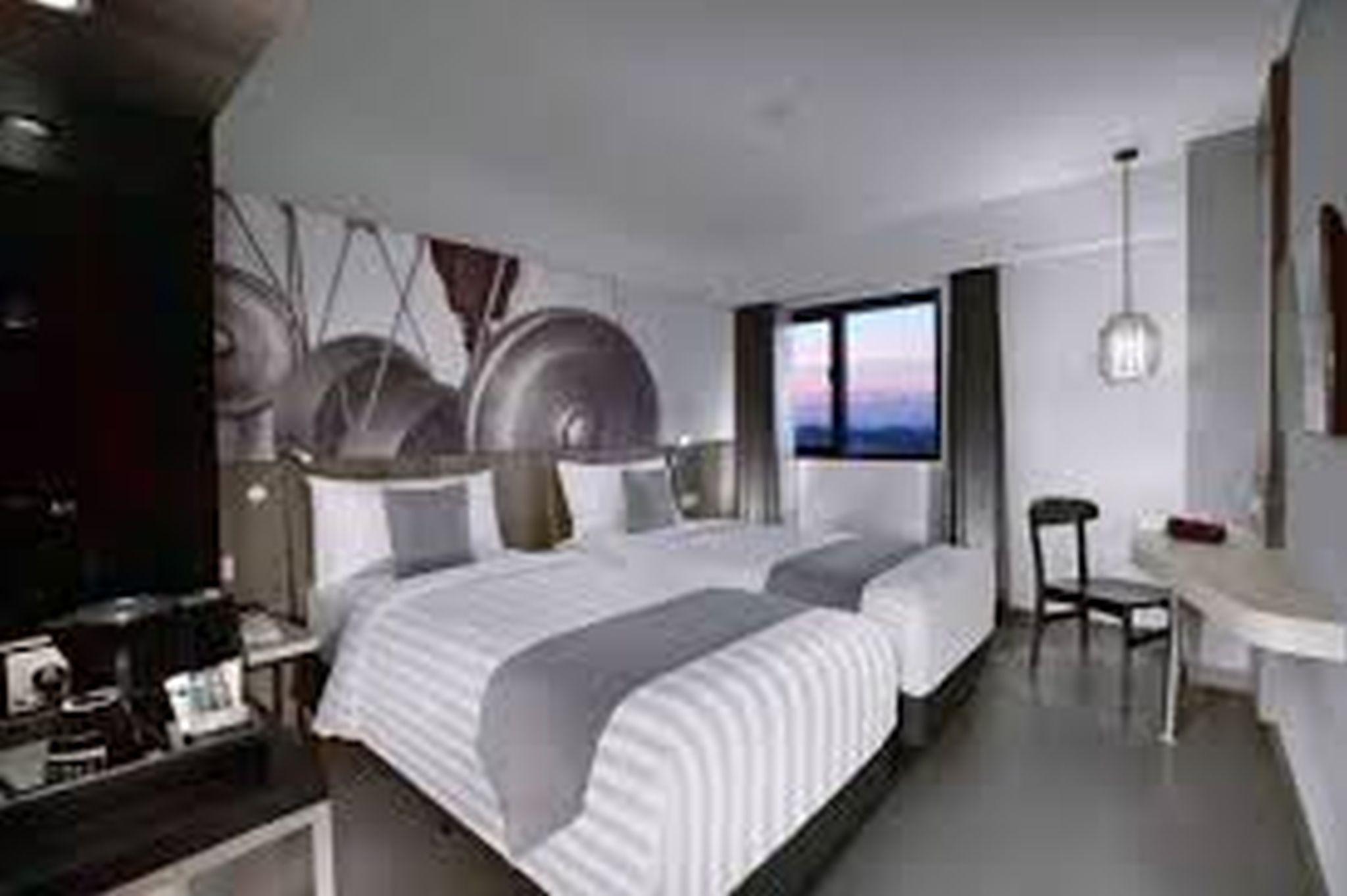 Hotel Neo Malioboro By Aston Yogyakarta Exterior foto