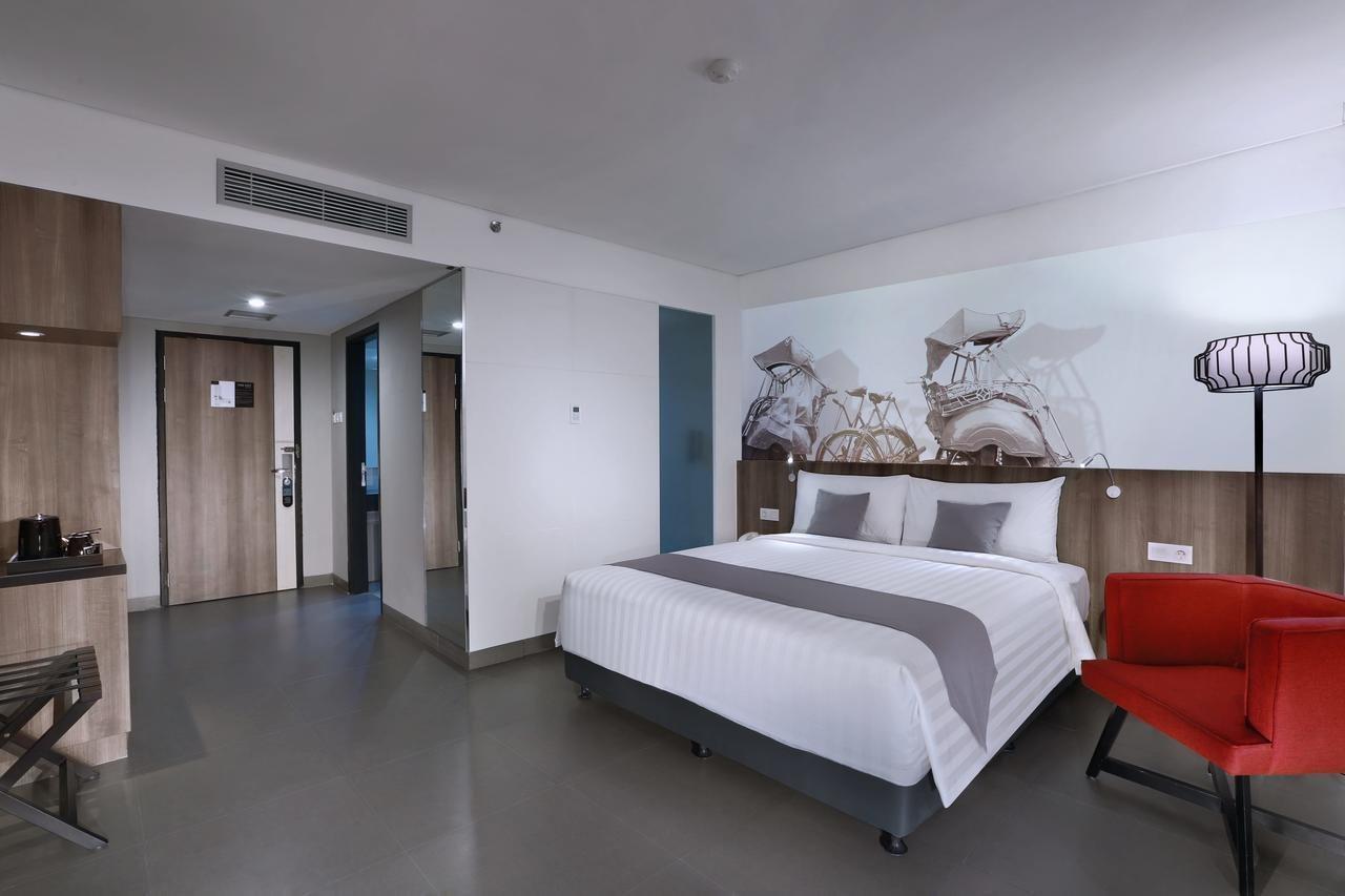 Hotel Neo Malioboro By Aston Yogyakarta Exterior foto